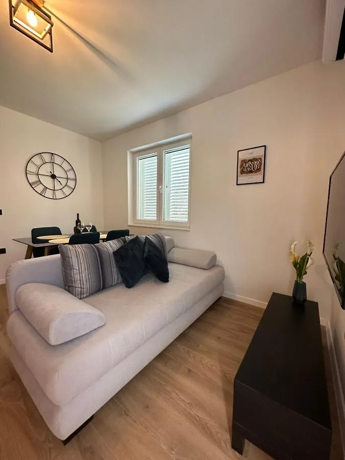 Apartment Tina Zadar